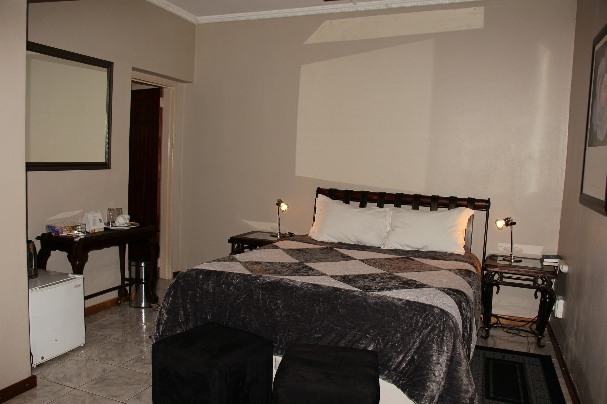 Rusplek Guesthouse And Conference Centre Bloemfontein Esterno foto