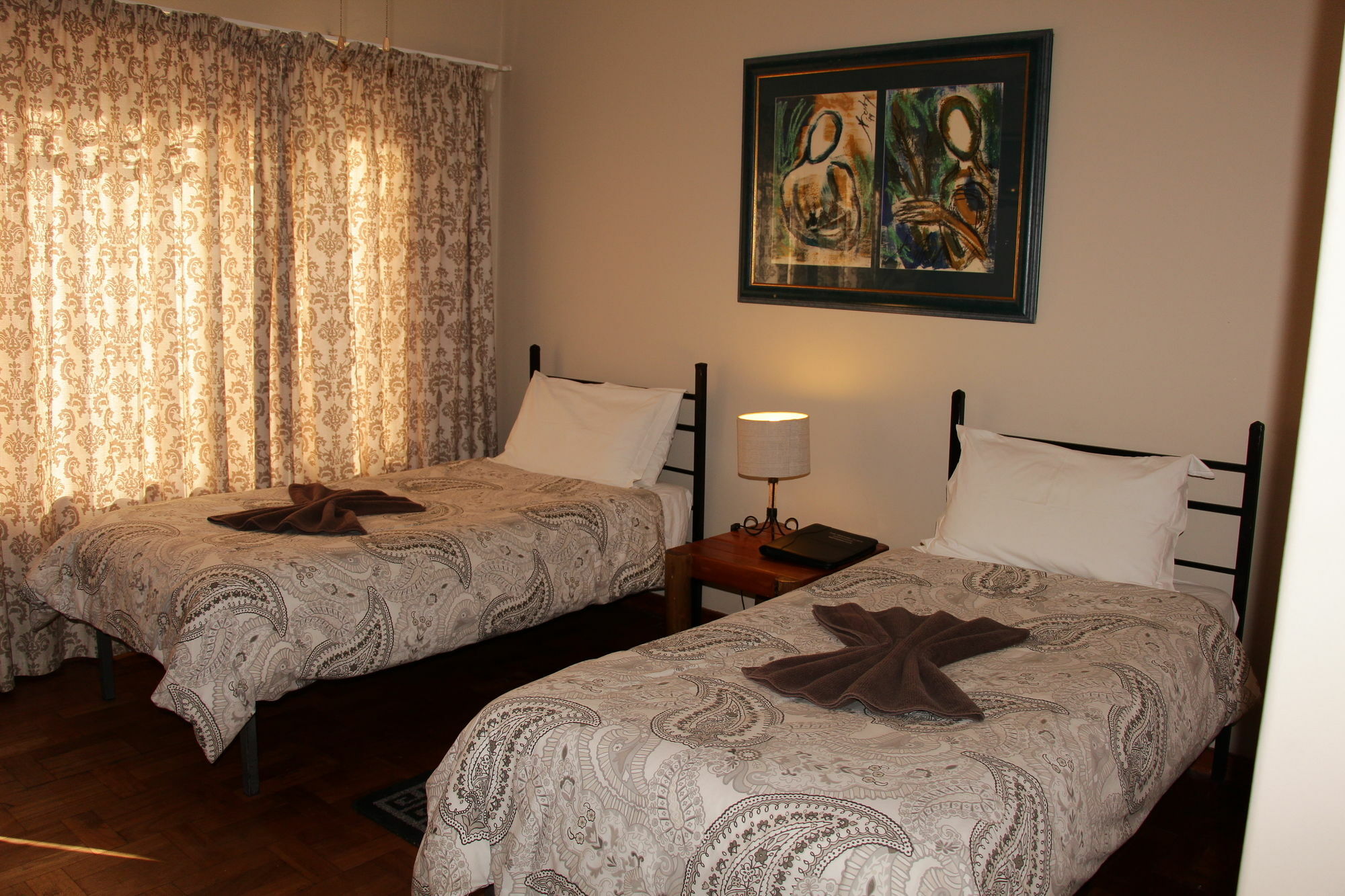 Rusplek Guesthouse And Conference Centre Bloemfontein Esterno foto