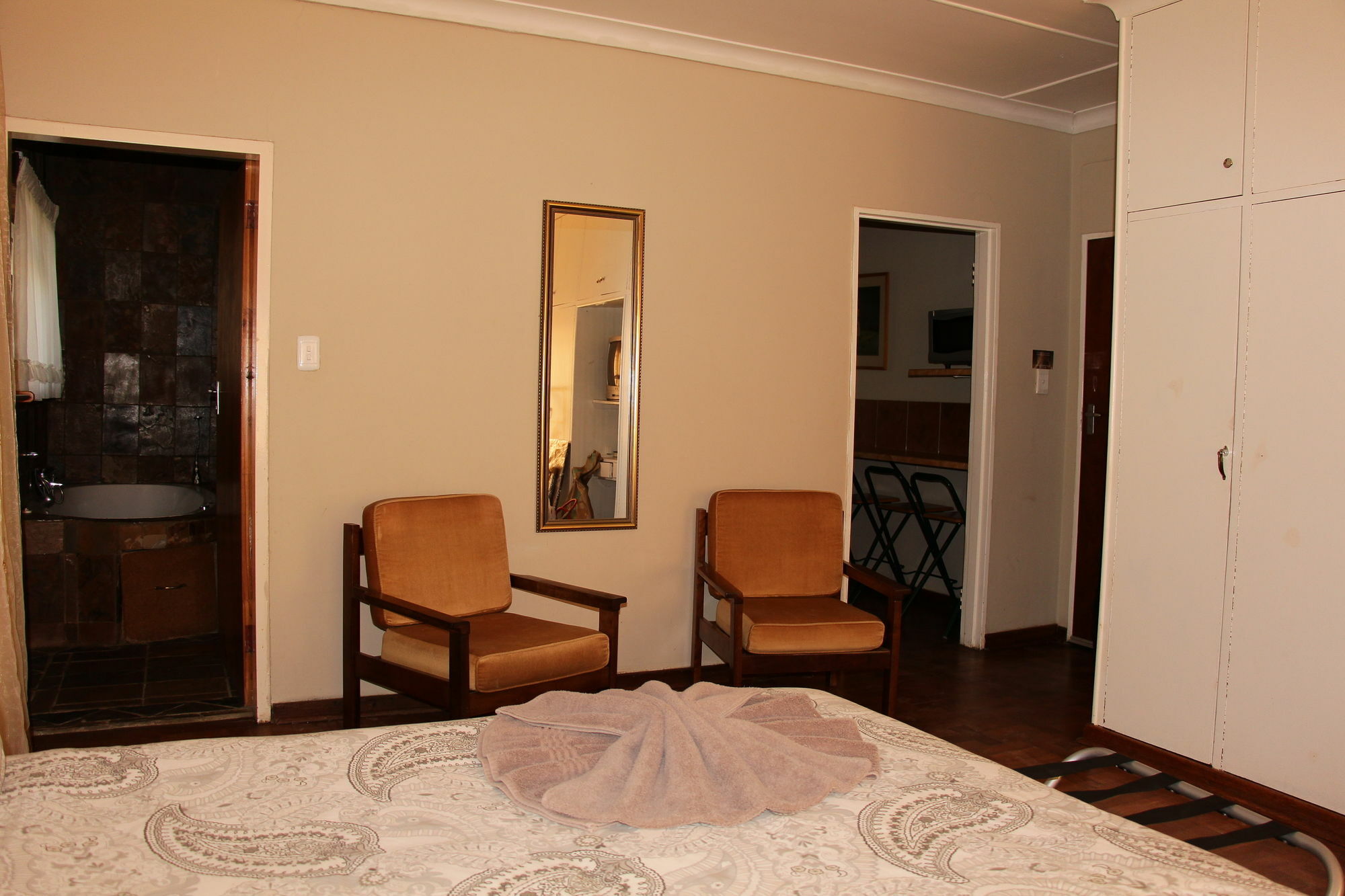 Rusplek Guesthouse And Conference Centre Bloemfontein Esterno foto