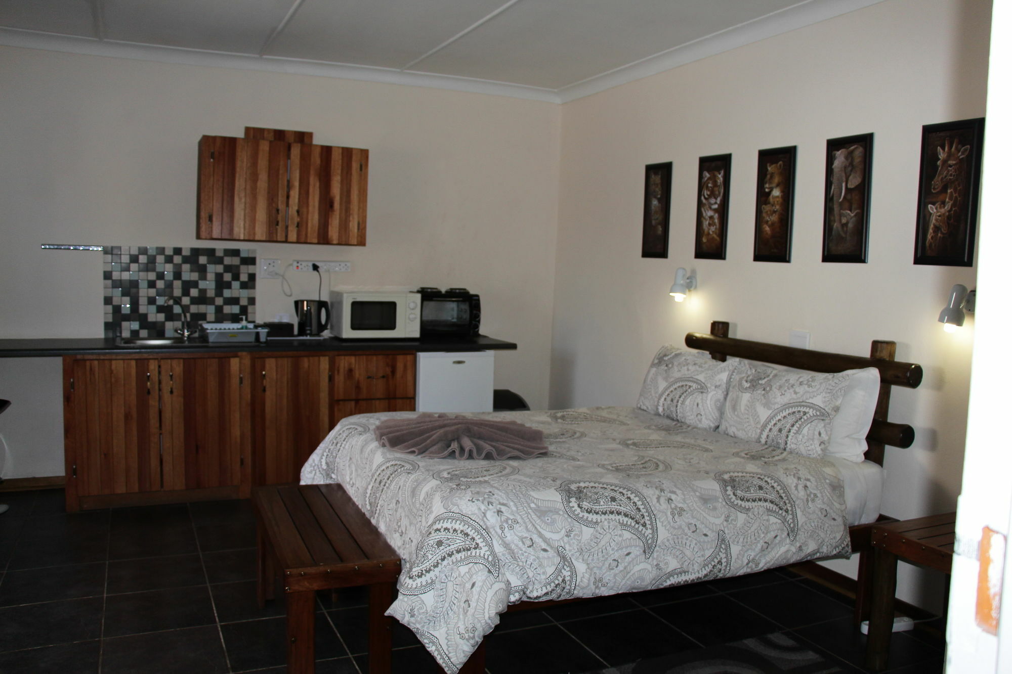 Rusplek Guesthouse And Conference Centre Bloemfontein Esterno foto